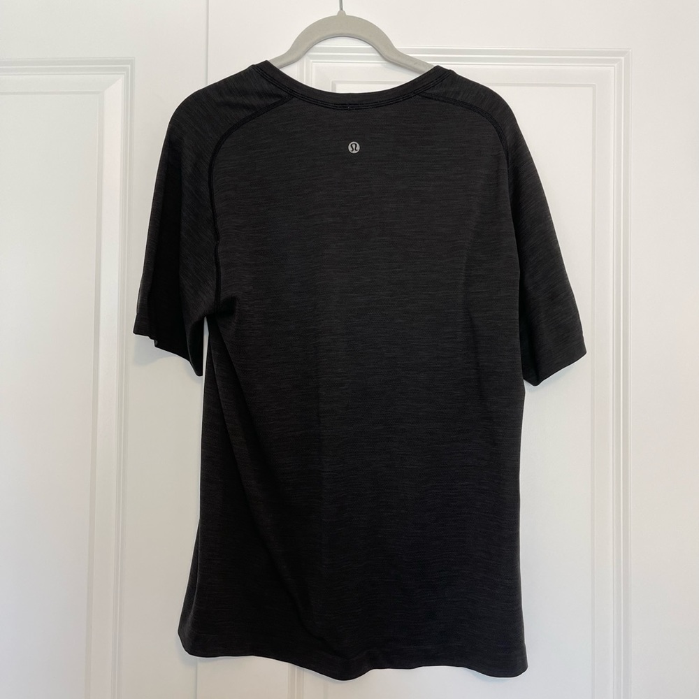 Men’s Lululemon Training Shirt
